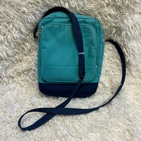 PacSafe Crossbody City Safe LS150 Series Turquoise Navy Adjustable Strap Preown - Picture 4 of 14